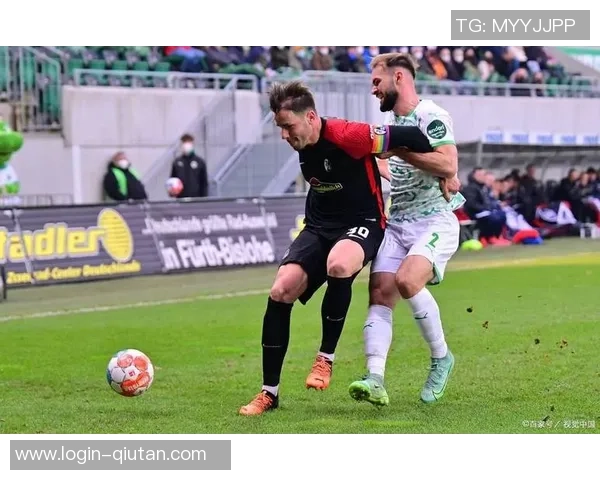 利兹联与门兴对决前瞻分析双方战术与球员状态的全面解读